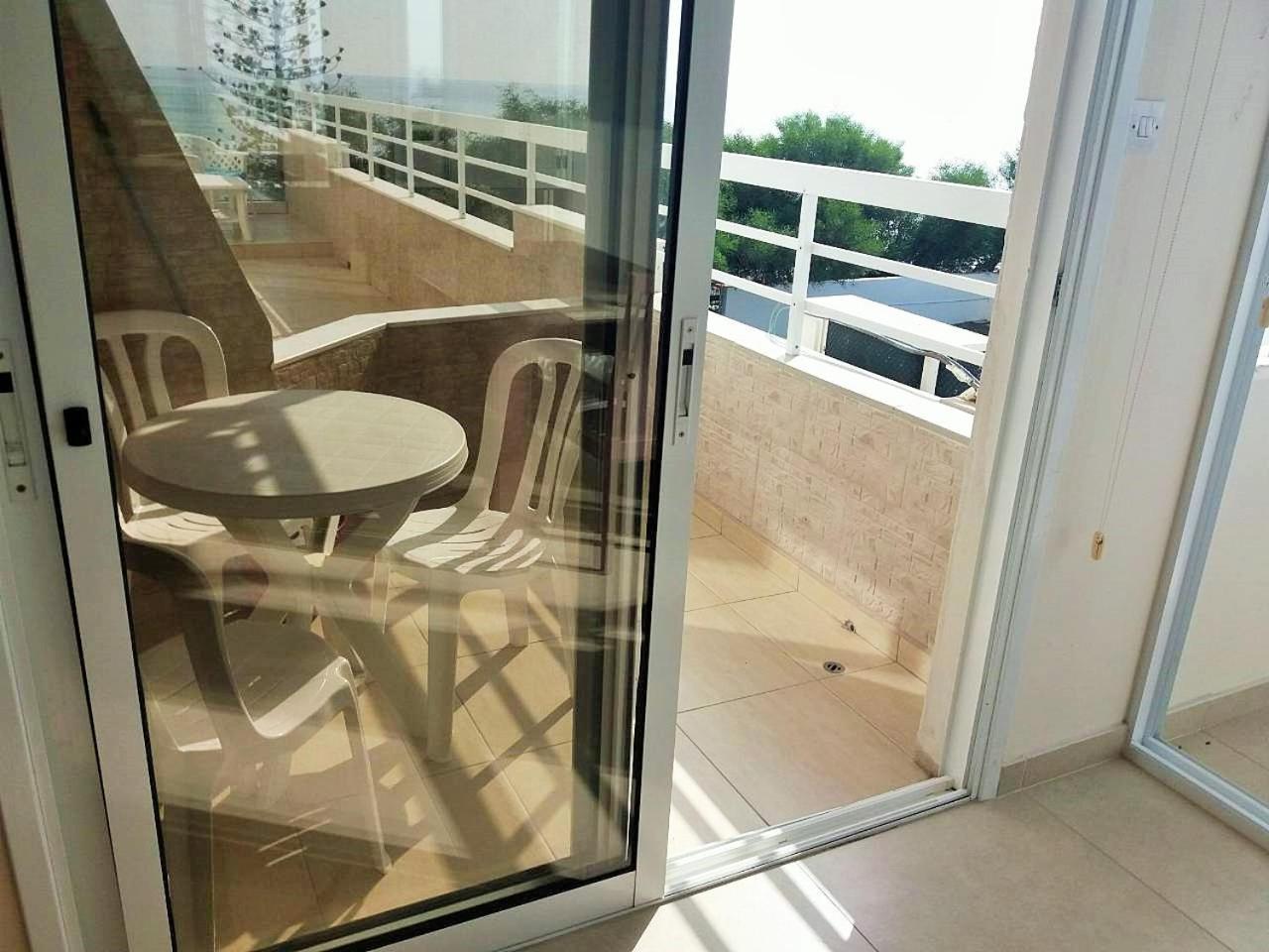 16 Sandy Beach Ларнака Екстер'єр фото